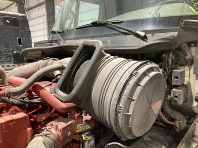 International ProStar Air Cleaner / Air Filter Housing