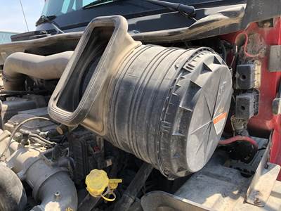 International ProStar Air Cleaner / Air Filter Housing