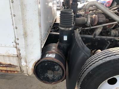 Isuzu FTR Air Cleaner / Air Filter Housing