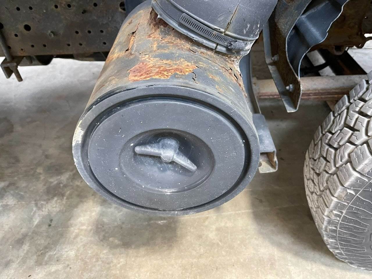 1997 Isuzu NPR Air Cleaner / Air Filter Housing For Sale Winimac, IN