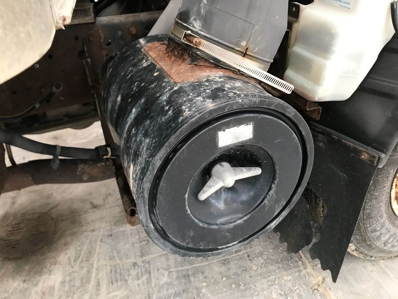 2006 Isuzu NPR Air Cleaner / Air Filter Housing For Sale Council