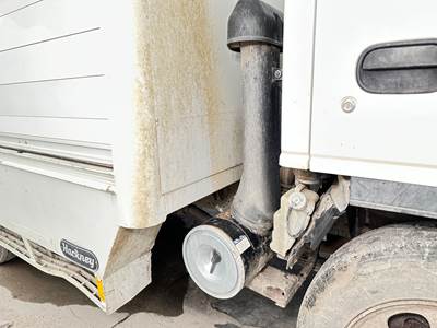 Isuzu NQR Air Cleaner / Air Filter Housing