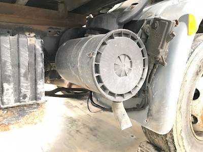 Kenworth K260 Air Cleaner / Air Filter Housing