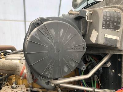 Kenworth T2000 Air Cleaner / Air Filter Housing