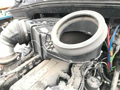 Kenworth T680 Air Cleaner / Air Filter Housing