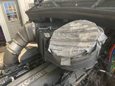 Kenworth T680 Air Cleaner / Air Filter Housing