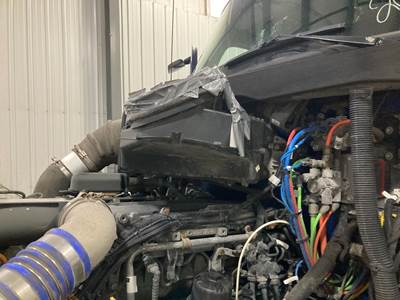 Kenworth T680 Air Cleaner / Air Filter Housing