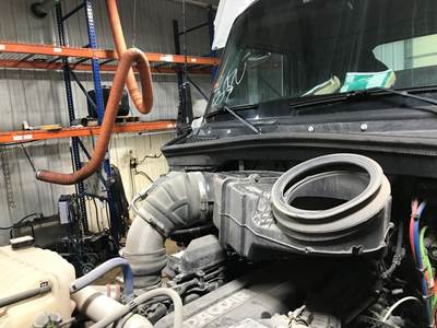 Kenworth T680 Air Cleaner / Air Filter Housing