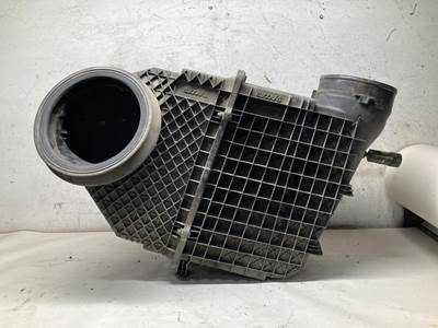 Kenworth T680 Air Cleaner / Air Filter Housing