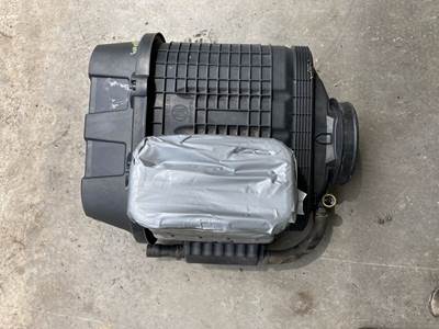 Kenworth T680 Air Cleaner / Air Filter Housing