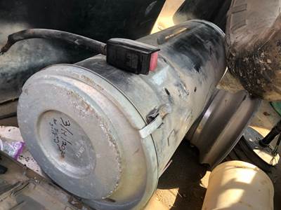 Mack CH Air Cleaner / Air Filter Housing