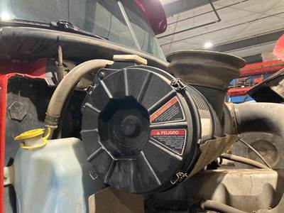 Mack CHU Air Cleaner / Air Filter Housing