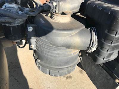 Mitsubishi FE Air Cleaner / Air Filter Housing