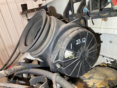 Peterbilt 335 Air Cleaner / Air Filter Housing
