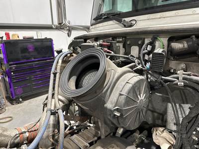 Peterbilt 337 Air Cleaner / Air Filter Housing