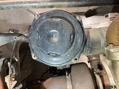 Peterbilt 375 Air Cleaner / Air Filter Housing