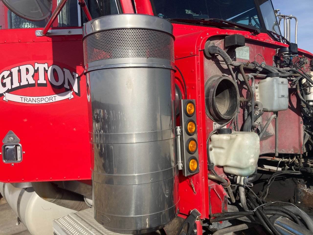 2000 Peterbilt 379 Air Cleaner / Air Filter Housing For Sale Kansas