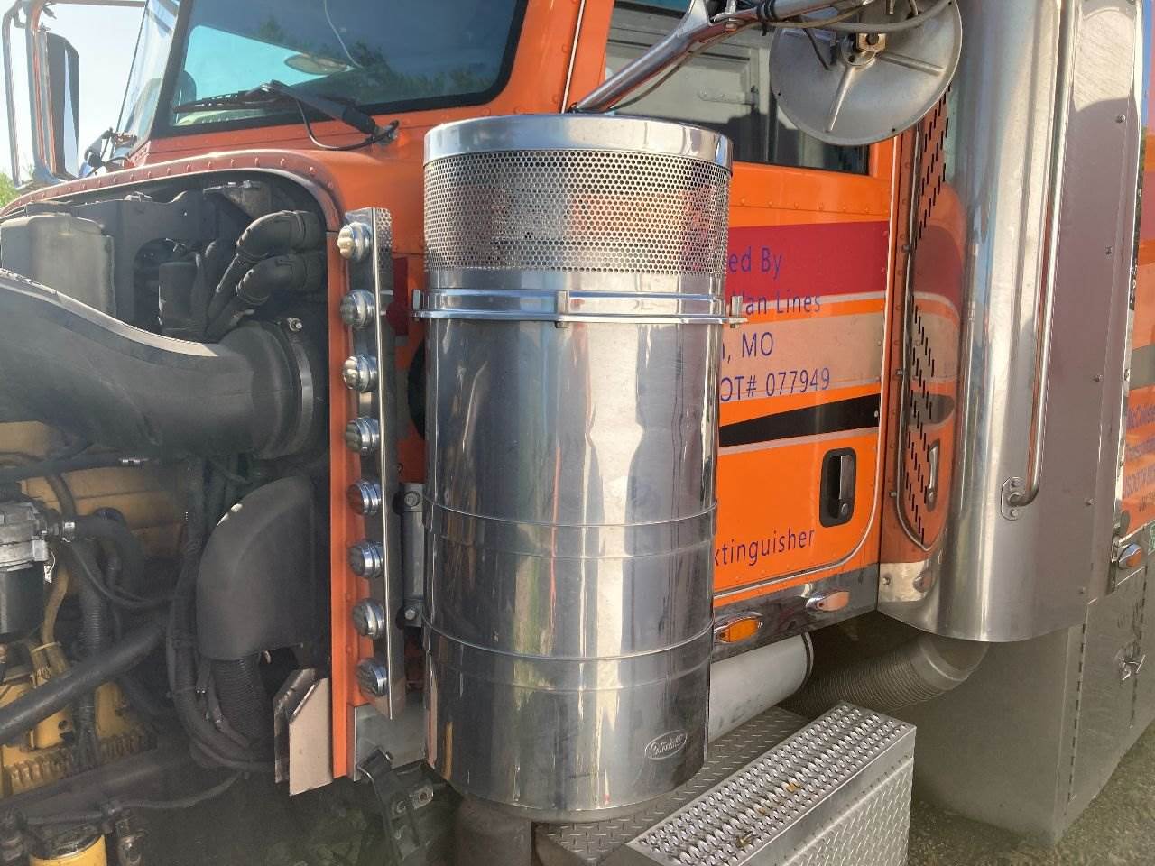 2007 Peterbilt 379 Air Cleaner / Air Filter Housing For Sale Des