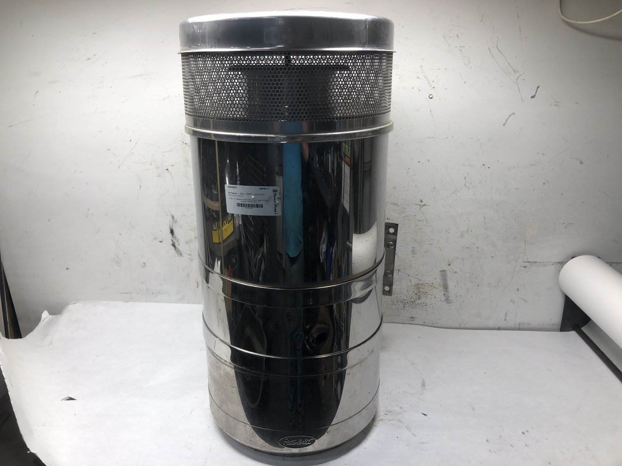 1998 Peterbilt 379 Air Cleaner / Air Filter Housing For Sale Sioux