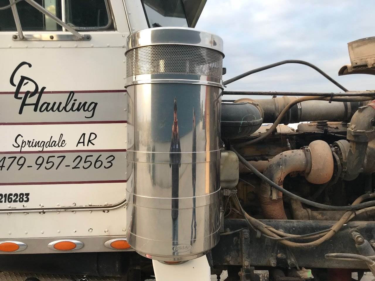 1987 Peterbilt 379 Air Cleaner / Air Filter Housing For Sale Kansas