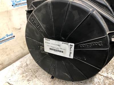 Peterbilt 387 Air Cleaner / Air Filter Housing