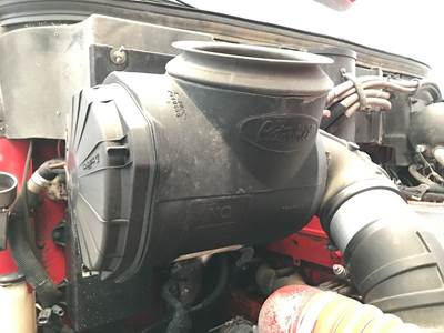 Peterbilt 387 Air Cleaner / Air Filter Housing