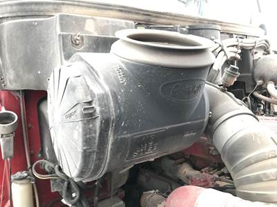 Peterbilt 387 Air Cleaner / Air Filter Housing