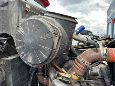 Peterbilt 387 Air Cleaner / Air Filter Housing