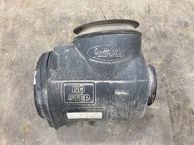 Peterbilt 587 Air Cleaner / Air Filter Housing