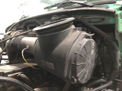 Sterling A9513 Air Cleaner / Air Filter Housing