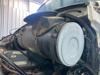 Sterling A9513 Air Cleaner / Air Filter Housing