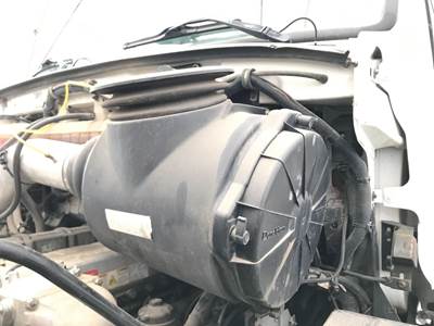 Sterling A9513 Air Cleaner / Air Filter Housing