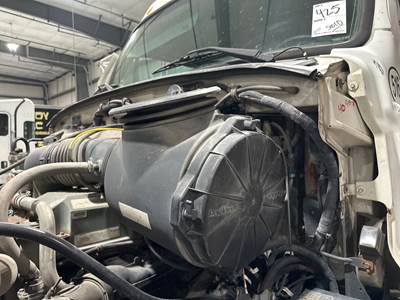 Sterling A9513 Air Cleaner / Air Filter Housing