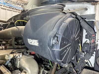 Sterling A9513 Air Cleaner / Air Filter Housing