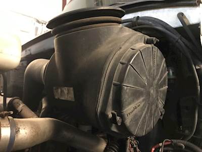 Sterling L7501 Air Cleaner / Air Filter Housing