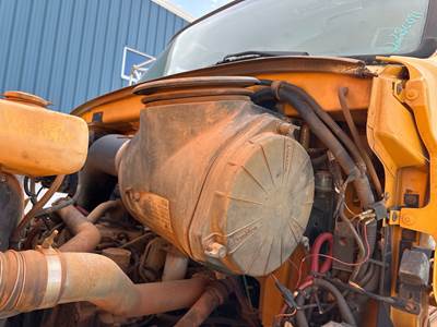 Sterling L7501 Air Cleaner / Air Filter Housing