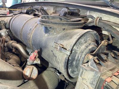 Sterling L9501 Air Cleaner / Air Filter Housing