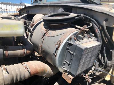 Sterling L9501 Air Cleaner / Air Filter Housing