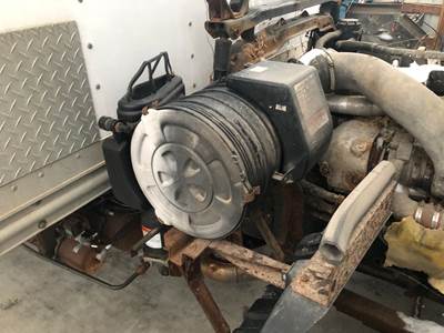 UD UD2600 Air Cleaner / Air Filter Housing for a Ud 2600