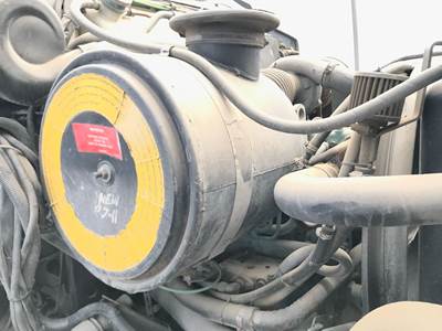 Volvo N12 Air Cleaner / Air Filter Housing