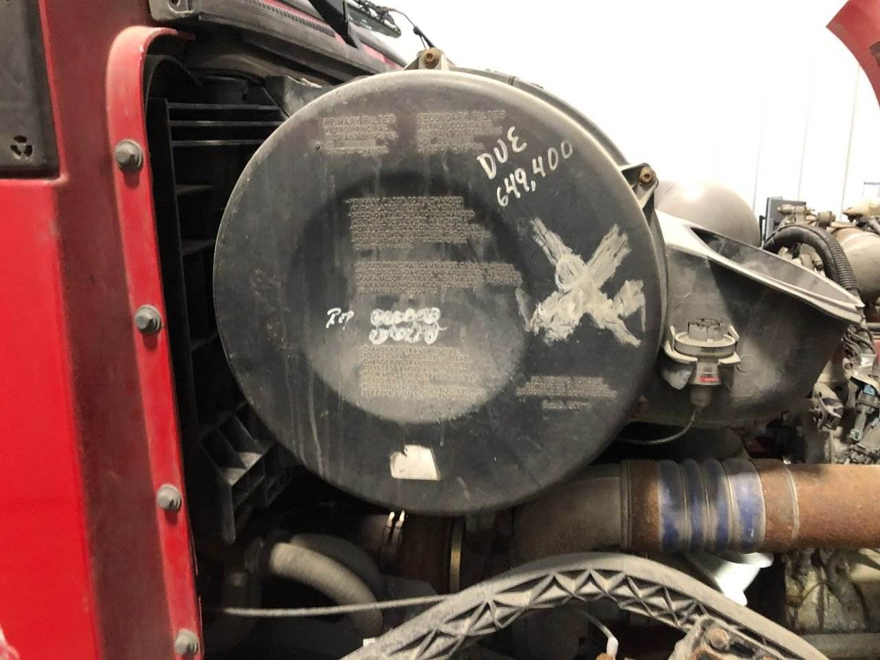 2008 Volvo VNL Air Cleaner / Air Filter Housing For Sale Winimac, IN