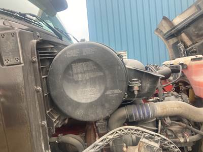 Volvo VNL Air Cleaner / Air Filter Housing