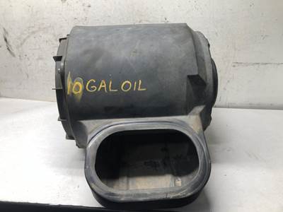 Volvo VNL Air Cleaner / Air Filter Housing