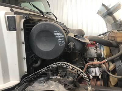 Volvo VNL Air Cleaner / Air Filter Housing