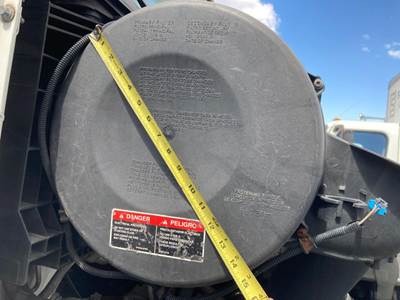 Volvo VNL Air Cleaner / Air Filter Housing