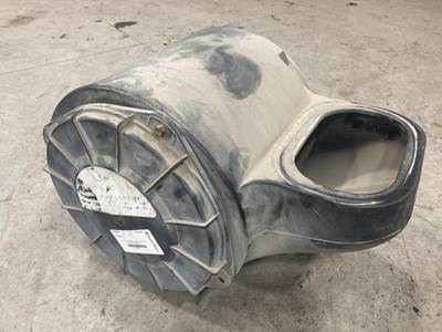 Volvo VNM Air Cleaner / Air Filter Housing