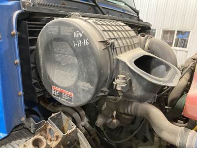 Volvo VNM Air Cleaner / Air Filter Housing