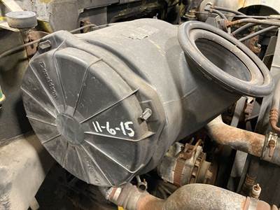 Volvo WAH Air Cleaner / Air Filter Housing