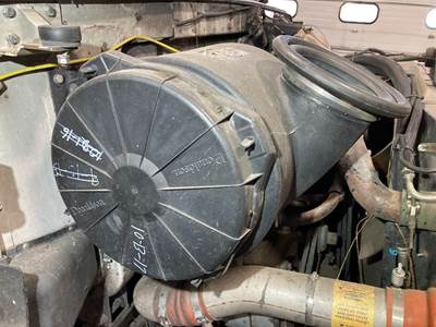 Volvo WAH Air Cleaner / Air Filter Housing