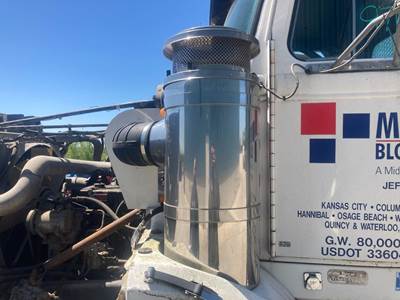 Western Star 4800 Air Cleaner / Air Filter Housing